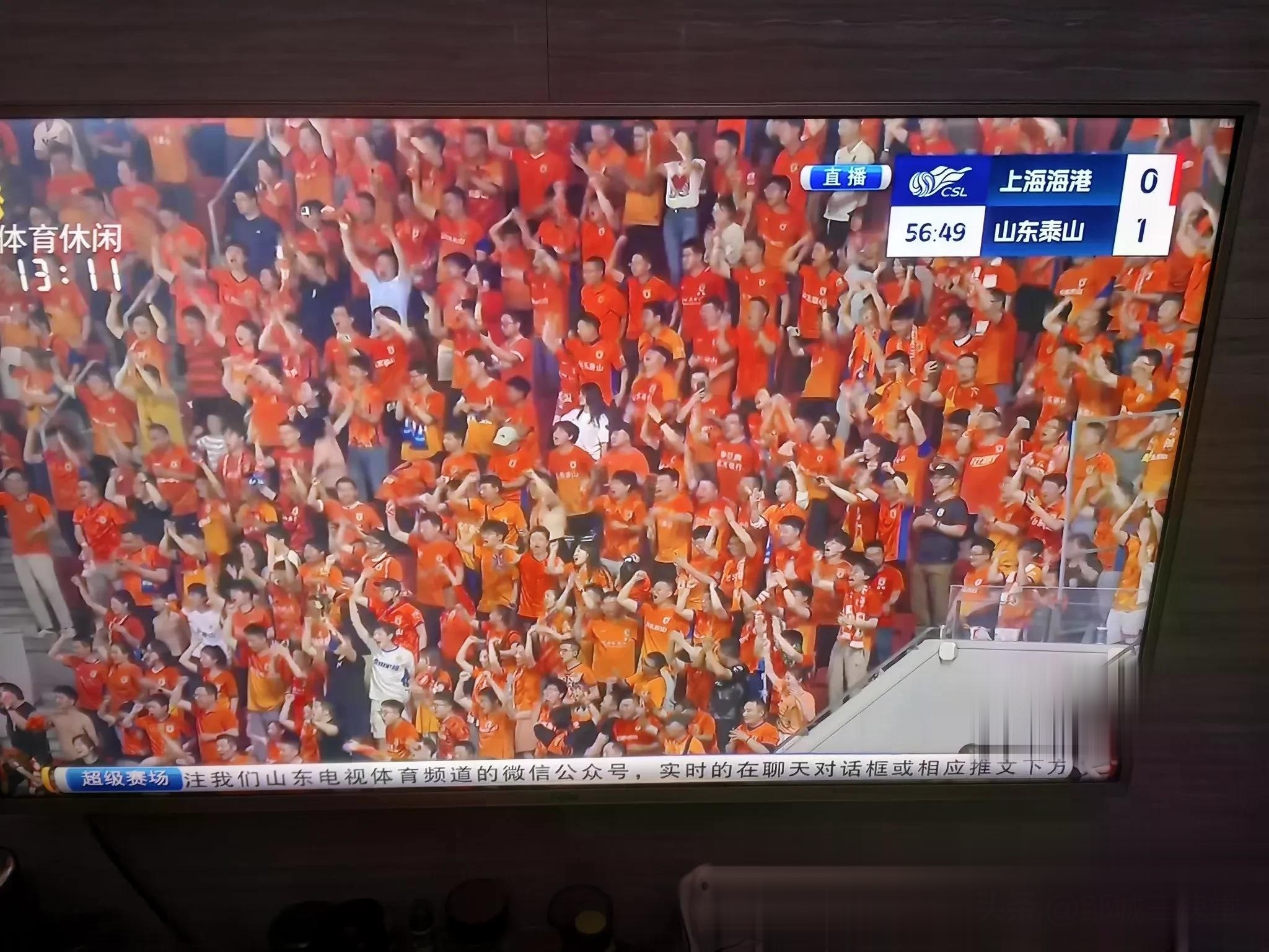 拳击友谊赛焦点战：泰山雄狮队鏖战西城雷豹队，新星闪耀。主场山呼海啸(2024年拳击赛视频转播最新)