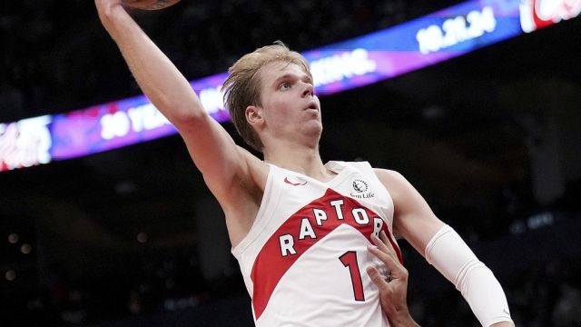 包含NBA总决赛今晨再迎强敌，波士顿凯尔特人门线救险，主帅态度——悬念犹存，纪律约束更严格的词条