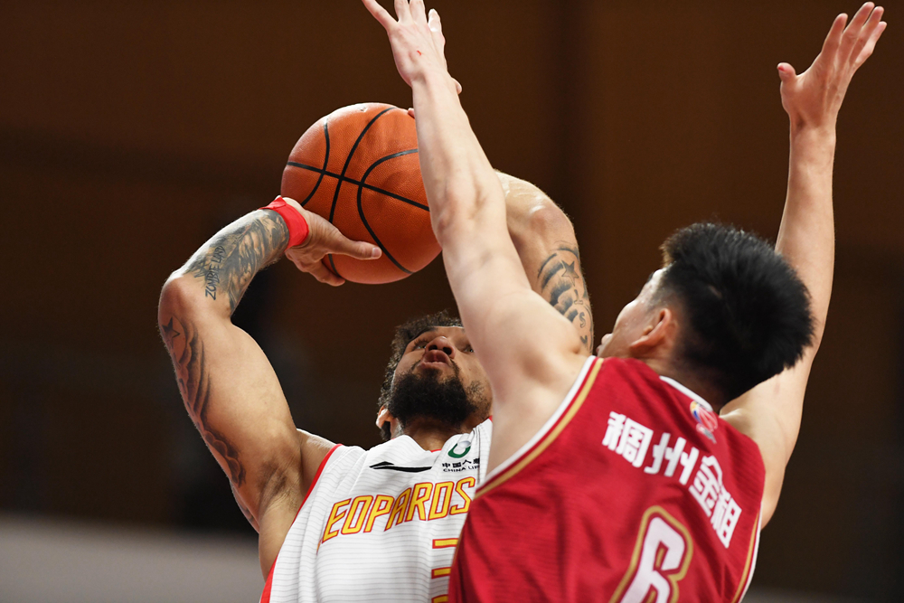 包含凯恩新星大胜表现惊艳,皇家马德里未来可期!的词条 包含凯恩新星大胜表现惊艳,皇家马德里未来可期!的词条