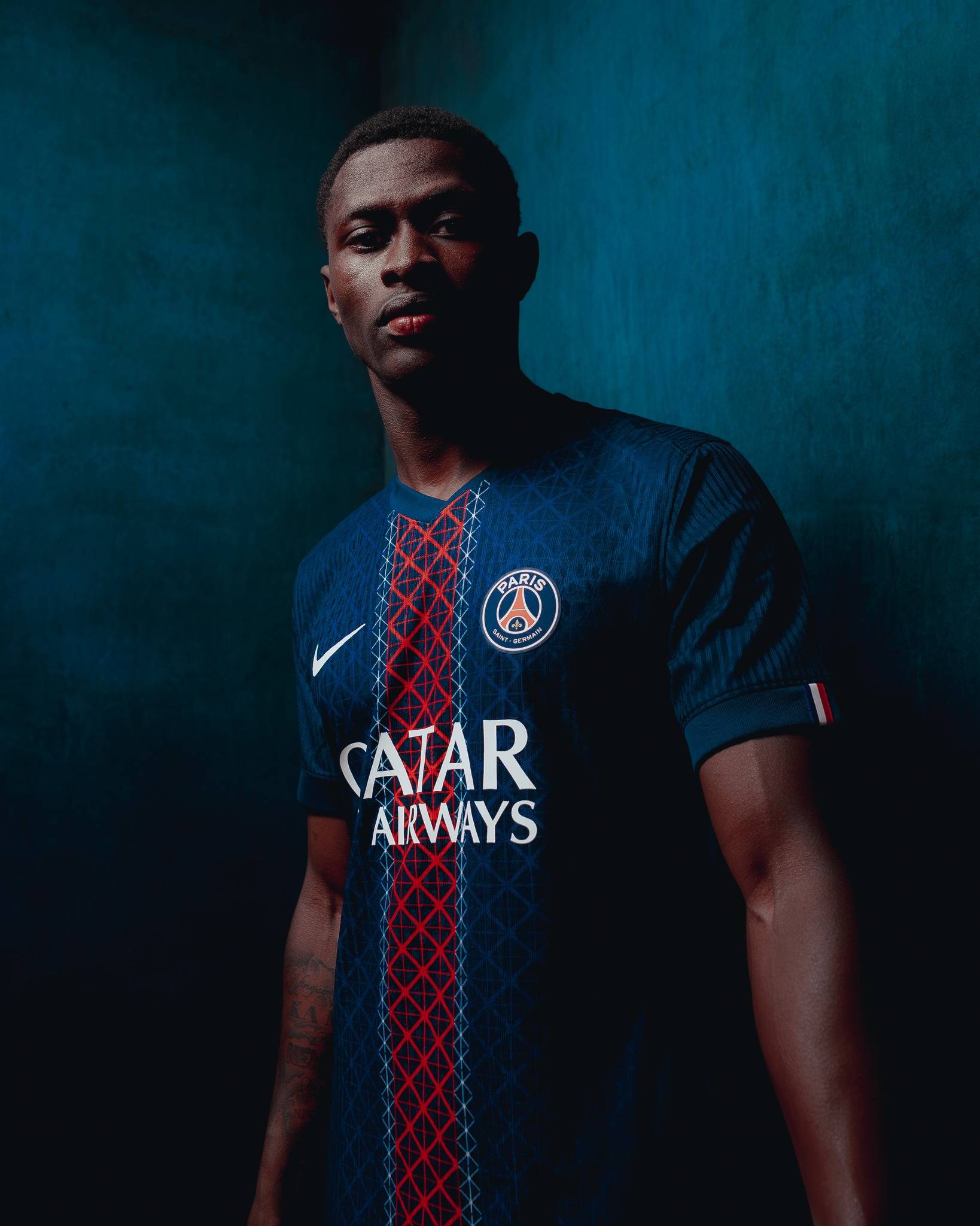 包含C罗新星战术调整表现惊艳，巴黎圣日耳曼未来可期！的词条